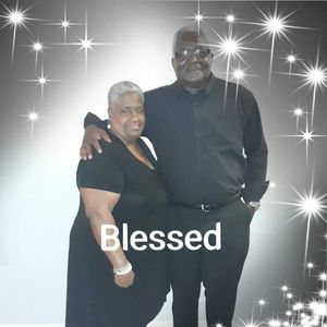 Meet your Posher, Dee